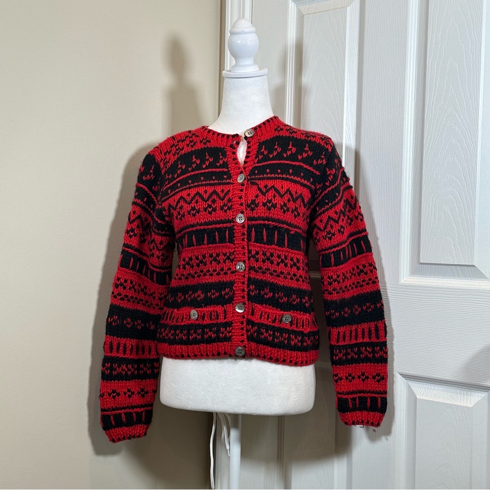 Liz Claiborne Knitted by hand collection red and black knit sweater size small